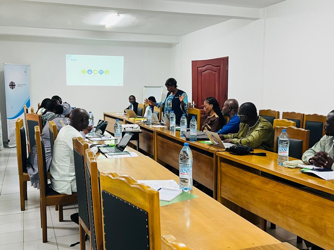 Préparation et réponse aux situations d&rsquo;urgence: La fondation Caritas Cameroun et son partenaire CRS à travers le programme EMPOWER (CWARO) a organisé un atelier de renforcement des capacités des diocèses francophones à travers sur la préparation de la réponse aux situations d&rsquo;urgence qui s&rsquo;est tenu du 21 au 24 juillet. Cet atelier a connu la participation des coordonnateurs diocésains, responsables des provinces ecclésiastiques (Bafoussam, Douala, Maroua-Mokolo, Yagoua, Batouri) sur la question.